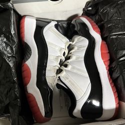 Air Jordan 11 Low Size 6