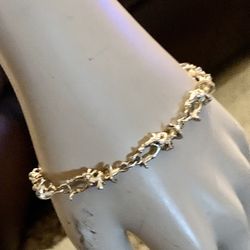 Signed 14Kt Yellow Gold Filled  Cowboy"  - Charm Bracelet 7” - Unisex Vintage Weight 13.69 grams  is Used Great Condition 