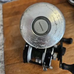 Shimano Corsair CS400 Bait Casting Reel 