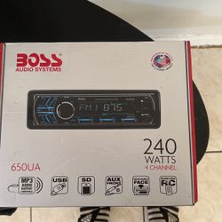 Boss Audio 240 Watt Radio