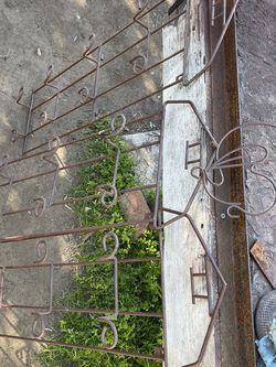 Rustic Metal Hanger/Hooks