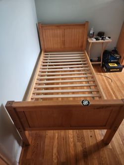 Twin Bedroom Set - 2 bed frames