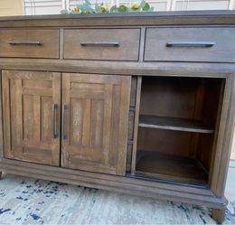 Dresser drawer