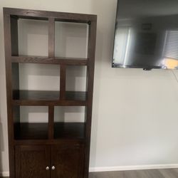 Book Shelf With Cabinet