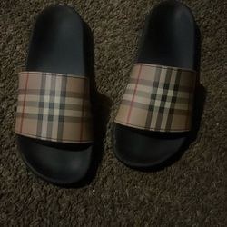 Burberry Slides 
