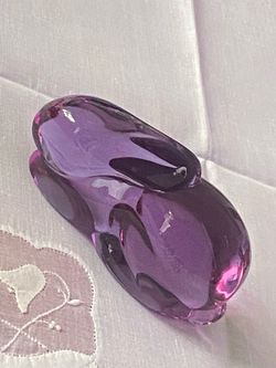 Purple Art Glass rabbit Figurine