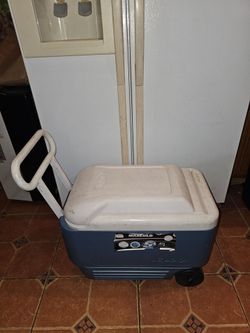 cooler wheels on