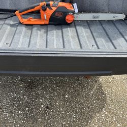 18 in. 15 AMP Corded Electric Rear Handle Chainsaw with Automatic Oiler Home Yard Work Tree Saw