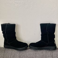 Skechers Women's Keepsakes-Freezing Temps  fur-Lined Boot Size 6.5 M