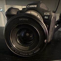 Cannon R6 with a 35mm 1.8 RF lense