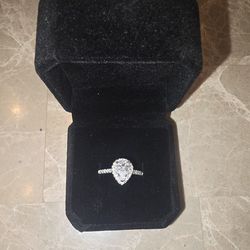 💍 2 Carat Pear Cut Moissanite Ring – 925 Sterling Silver 💎