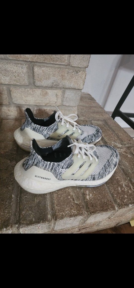 Adidas Ultraboost Size 9