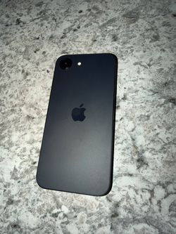 iPhone 16e – Black - 128GB– Excellent Condition