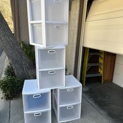 4 - Sterilite Storage Drawers 
