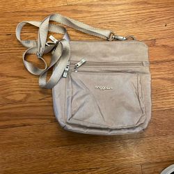 Baggallini bag