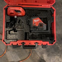 MILWAUKEE 3D  LASER