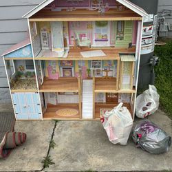 Barbie House 