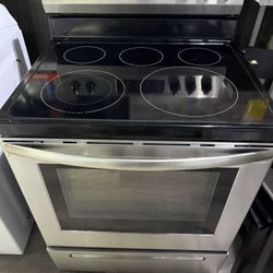 Frigidaire Stainless Glass Top Stove Range- Delivery Available 