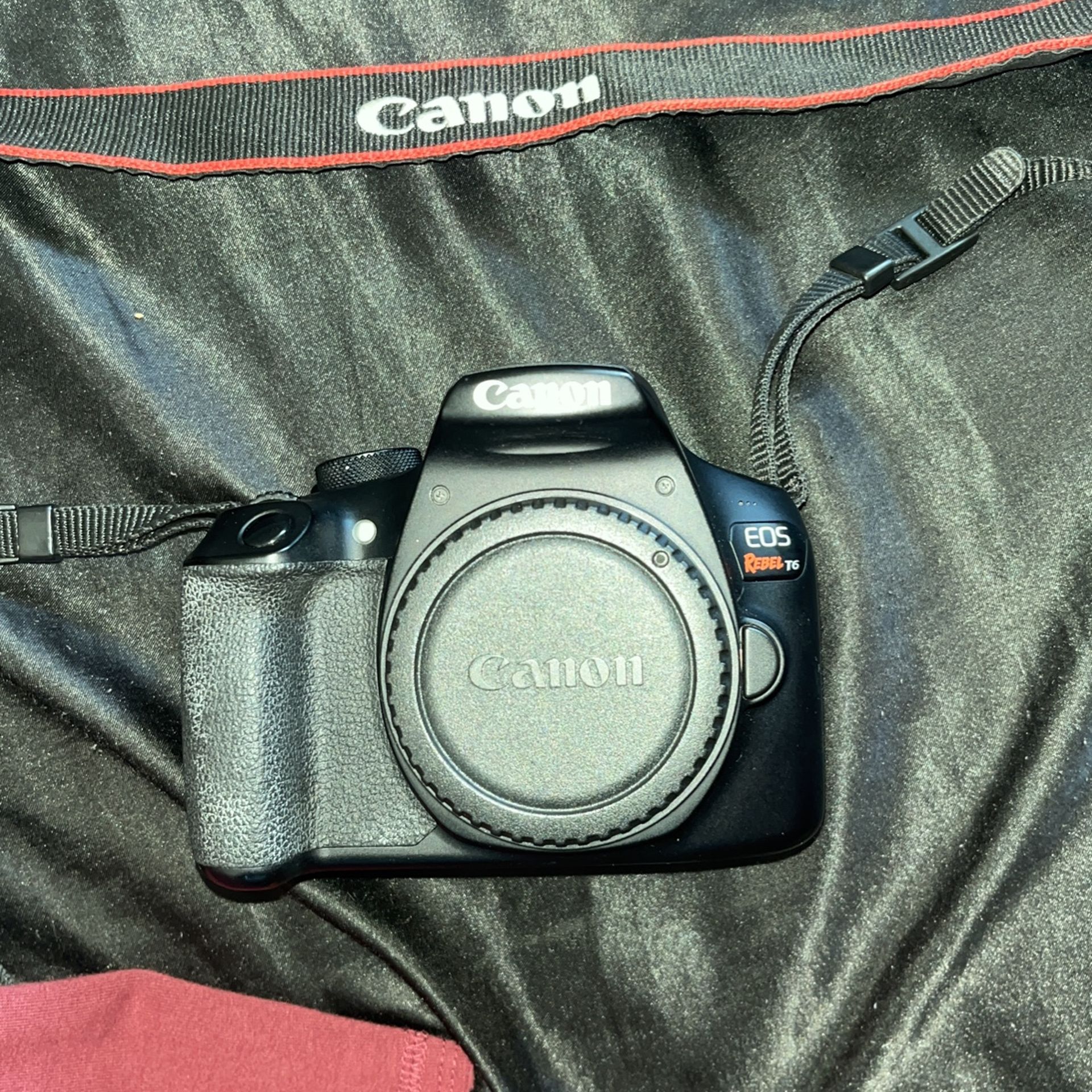 Canon EOS Rebel T6