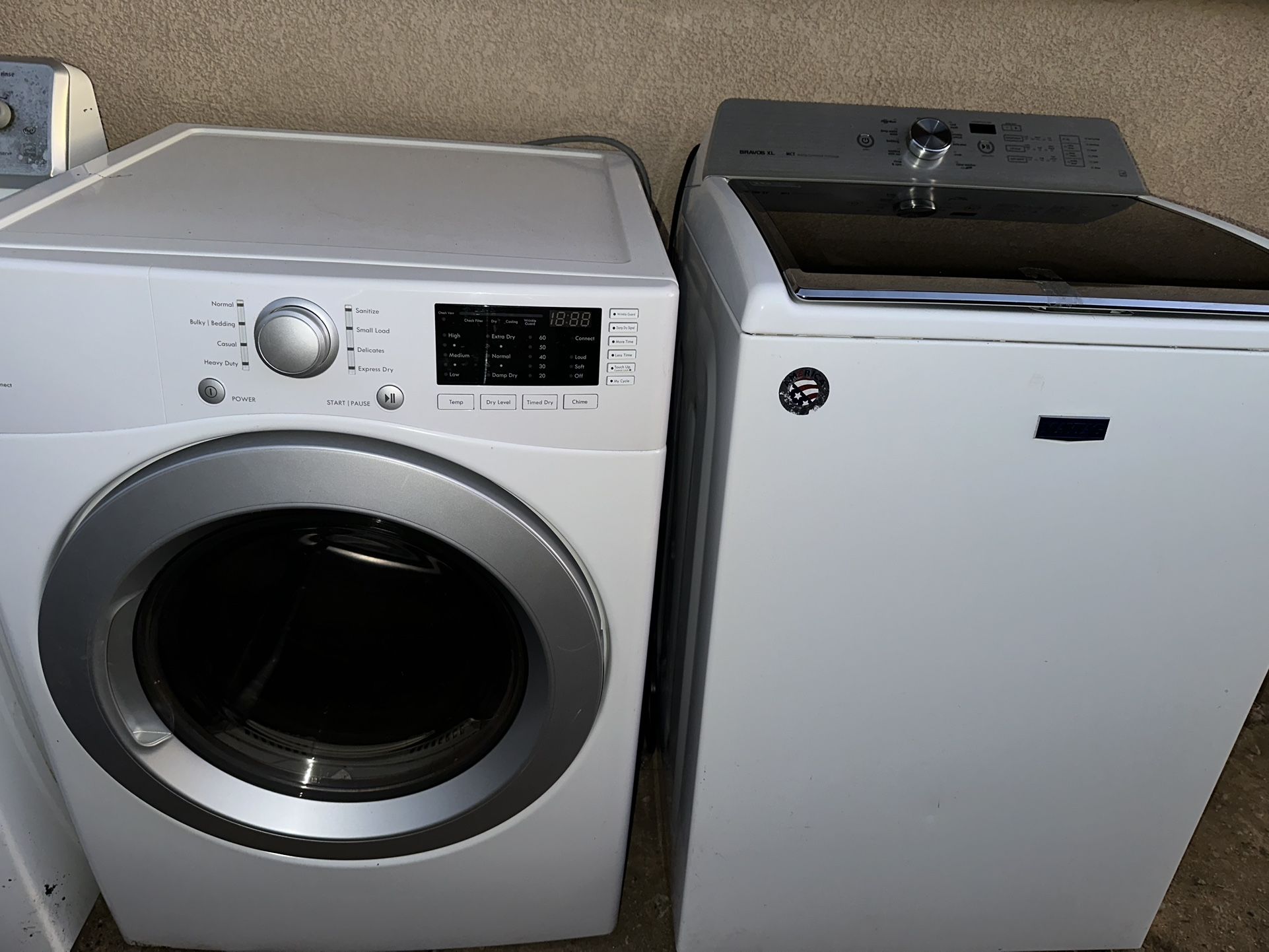 Washer & (NG) Gas Dryer Set