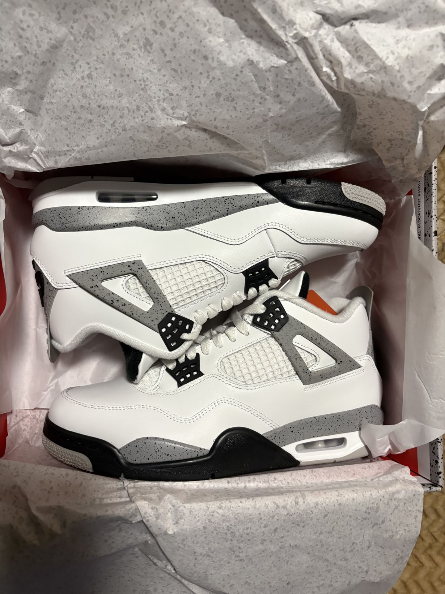 Jordan 4 Retro - Men’s 9.5 - New 