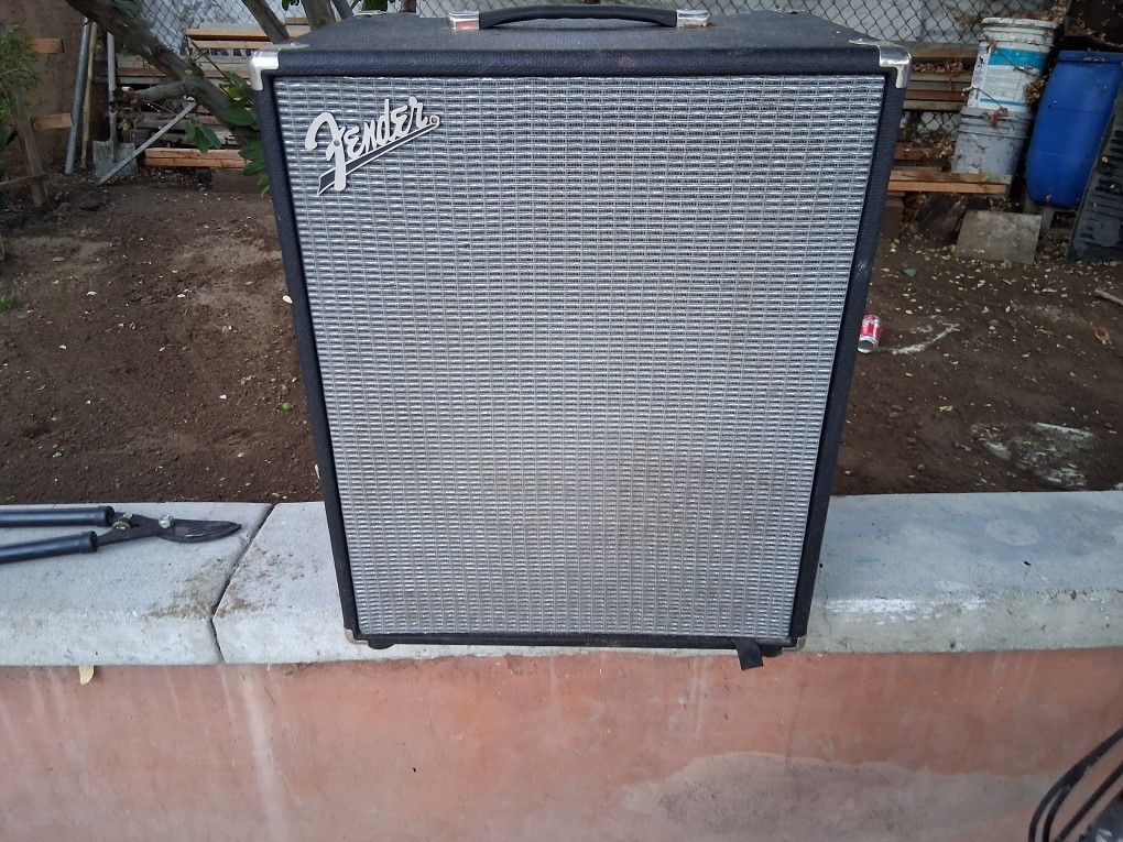 Fender