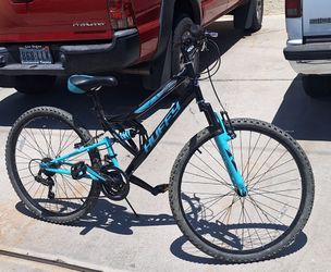 Huffy Women's mountain bike size 26
