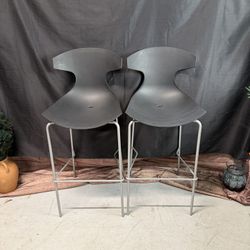 Set of 2 Modern Bar Stools – Black Seats with Metal Legs