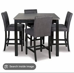 Ashley’s Dining Room Set Grey Wood