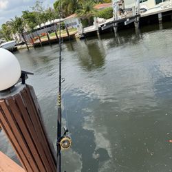 Penn Squall Lever Drag Fishing Rod & Reel Combo