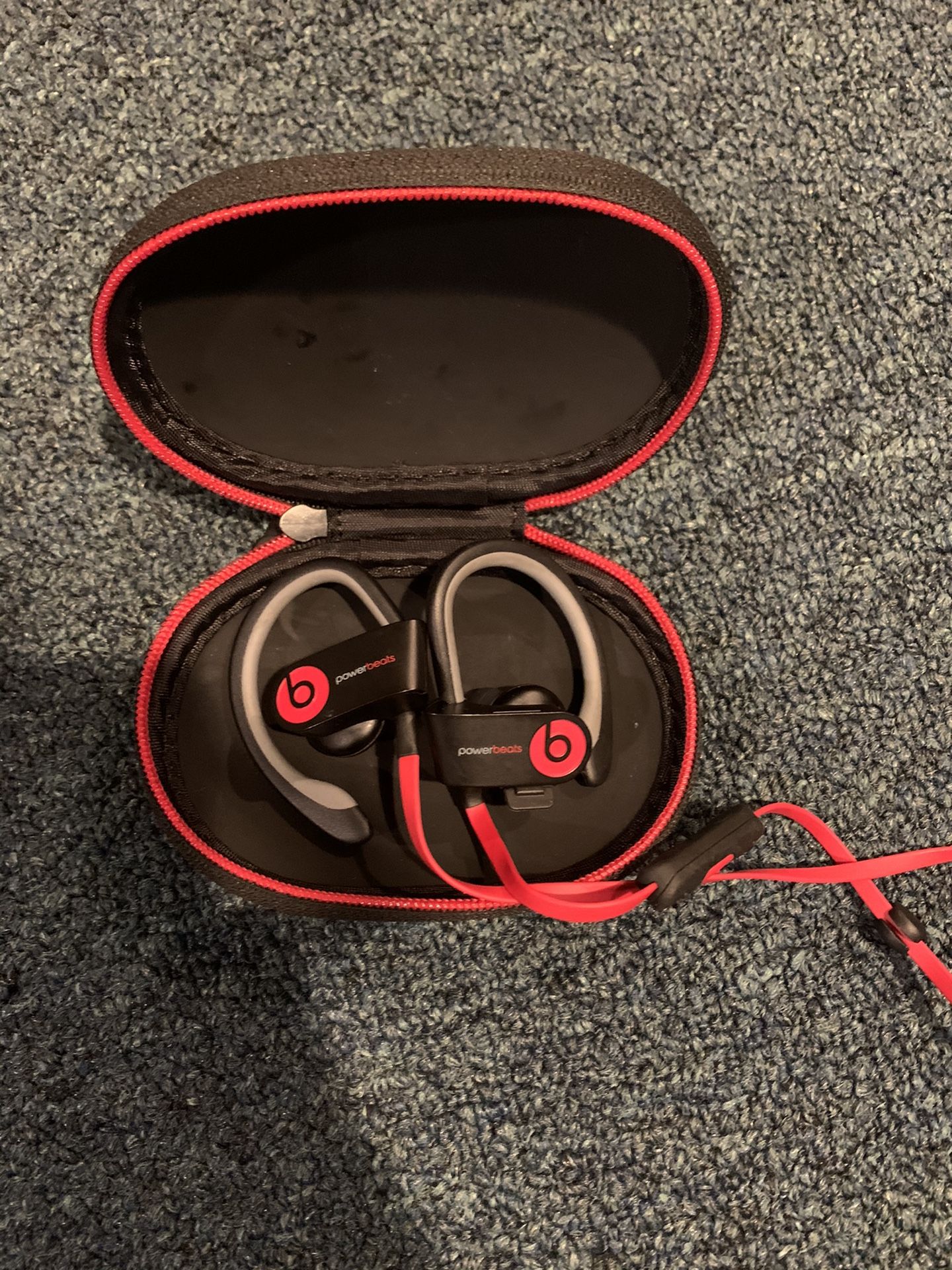 Beats power wireless mint condition