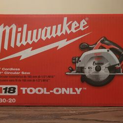 MILWAUKEE M18 61/2" CIRCULAR SAW TOOL ONLY 