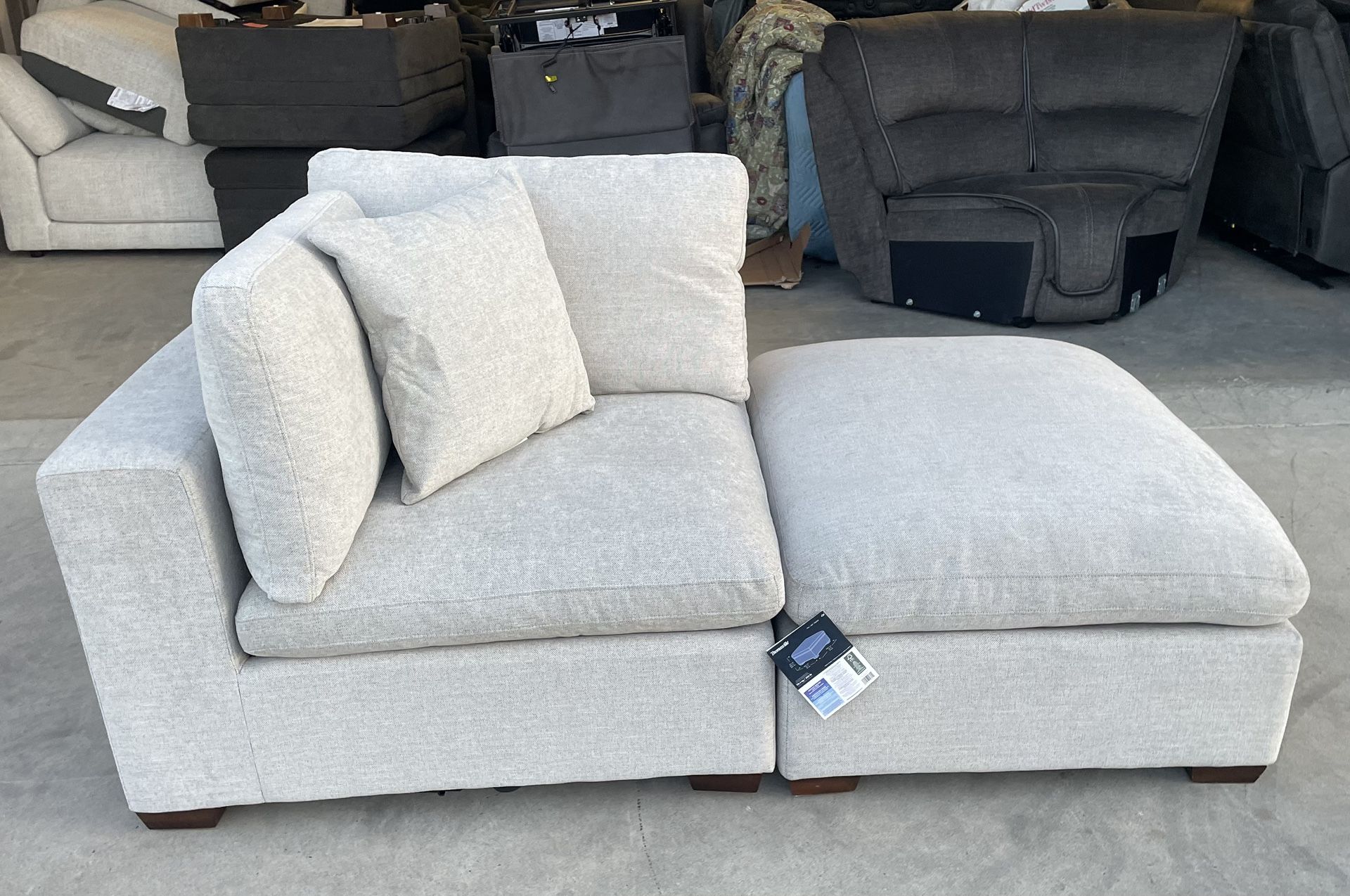 LOWELL CORNER CHAIR WITH OTTOMAN