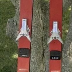 Vintage (1960's ) Dynamic ( 447 ) SkisRacing Skis (Made In France