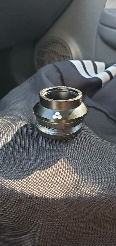 Trebol Headset with Logo Flat Black Good Condition Asking $20 Firm on Price