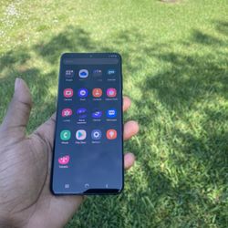 UNLOCKED SAMSUNG GALAXY S20 PLUS/ GOOD CONDITION 