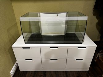 32 Gallon Fish Tank — White Fluval Flex