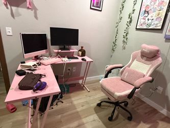 Gaming desk & chair