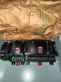 Danfoss ADAP-KOOL AK-CM 101C and AK-XM 205B Controllers