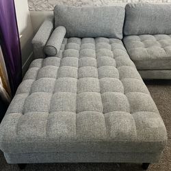 comfortable sectional Couch 