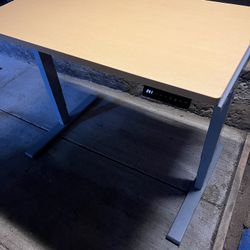 Height Adjustable Desk