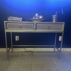 Tv Stand W/ Accessories 