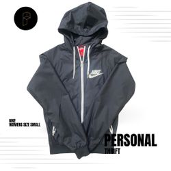 Nike Women’s Windrunner Jacket Size Small Black White