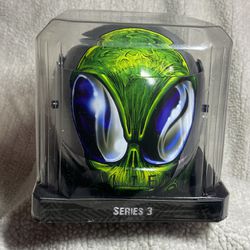 Monster Jam Collectible Mini Helmet Alien Invasion  Series 3 2016 NOS