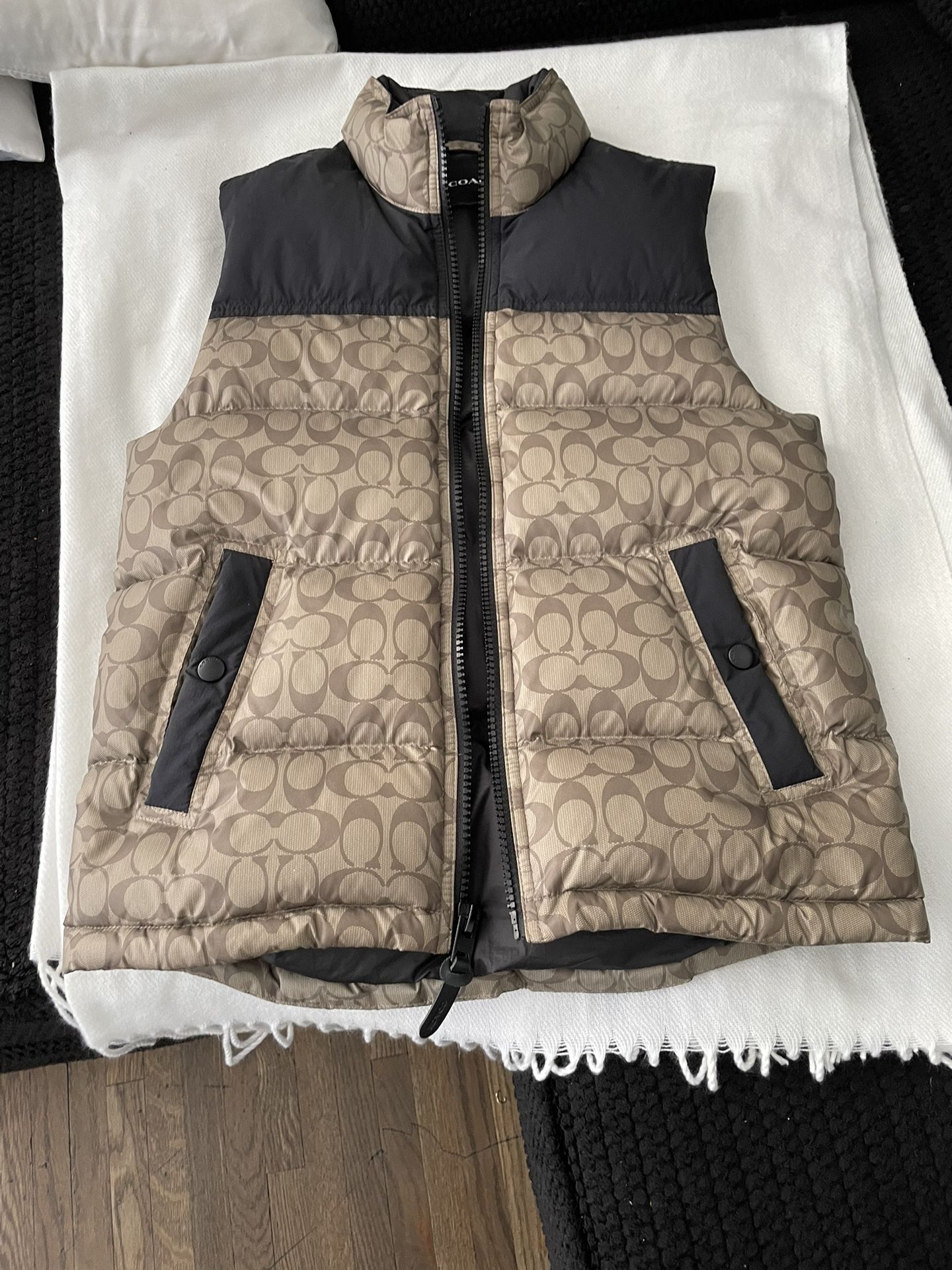 Coach puffer Vest