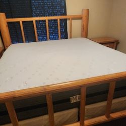 King Size Log Pole Bed