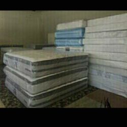 Queen bed pillow top can deliver new