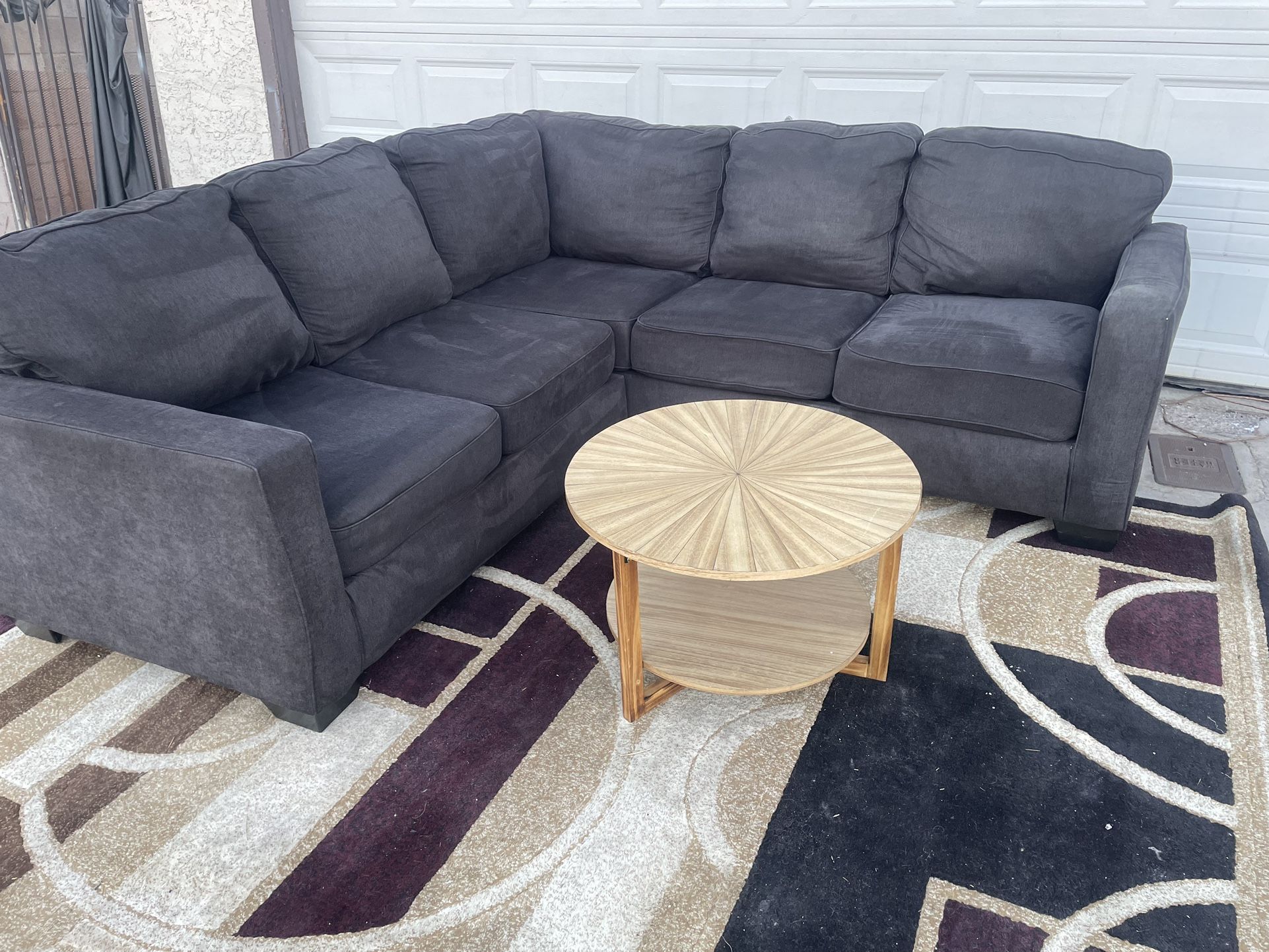 Ashley furniture Lucina 2-Piece Sectional - FREE Delivery 🚚 READ Description 
