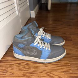 Air Jordan 1 Mid Size 10 $50