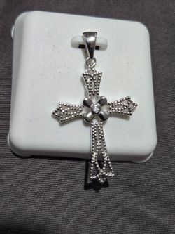 silver moissanite pendant